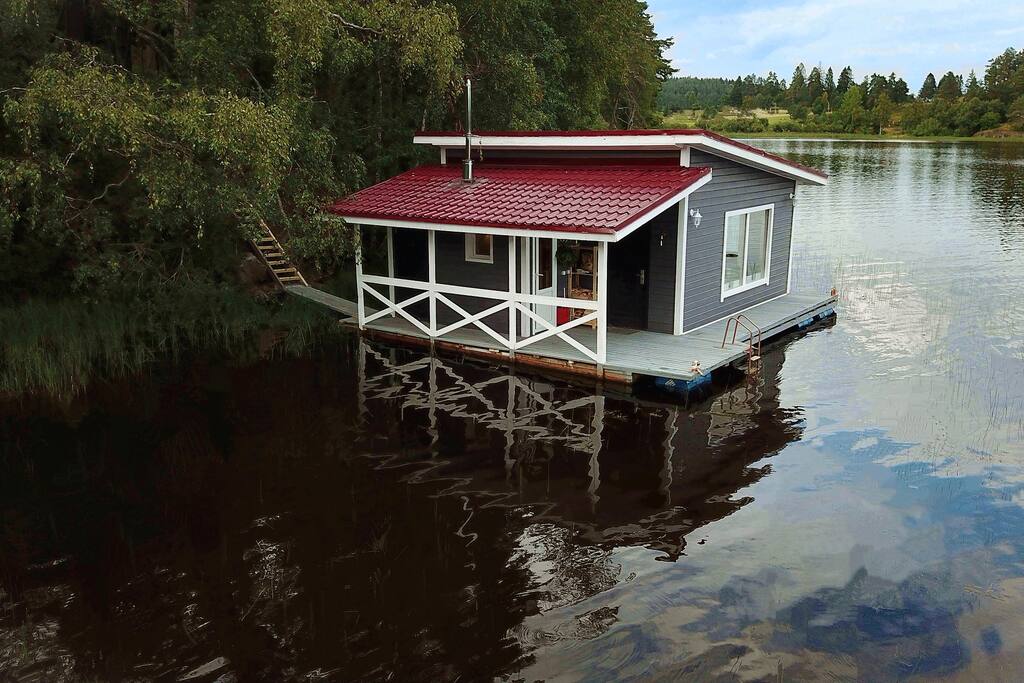 дом ковчег карелия. Houseboat rauhala лахденпохья. раухала карелия дом на воде. карелия лахденпохья хаусбот. хаусбот ковчег в карелии.