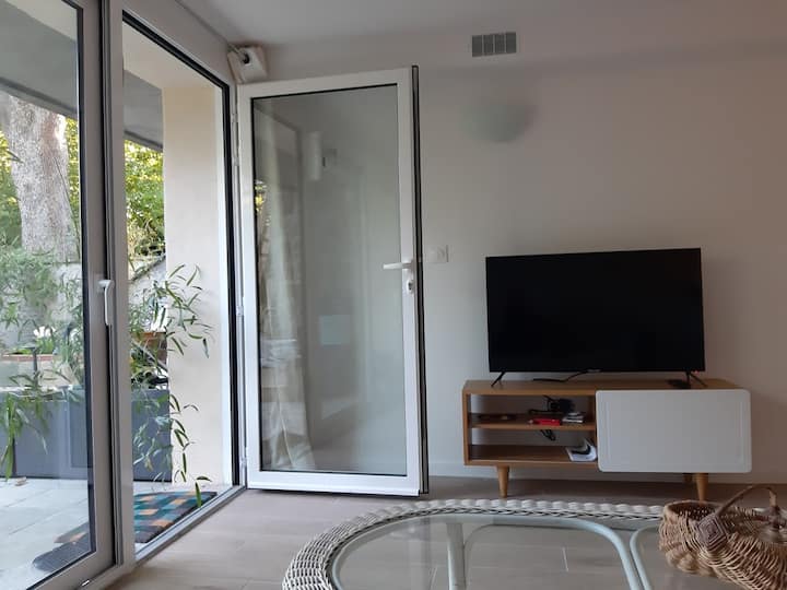 Studio De 20 M² à 5 Minutes Du Rer B (Lozère) - Bures-sur-Yvette