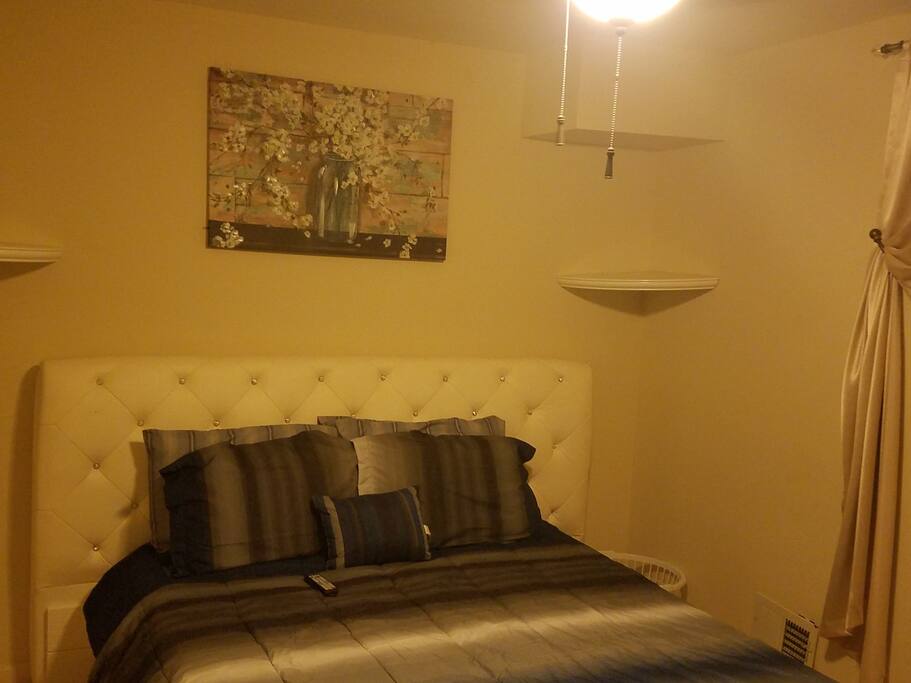Spacious queen size California leather bed ,,