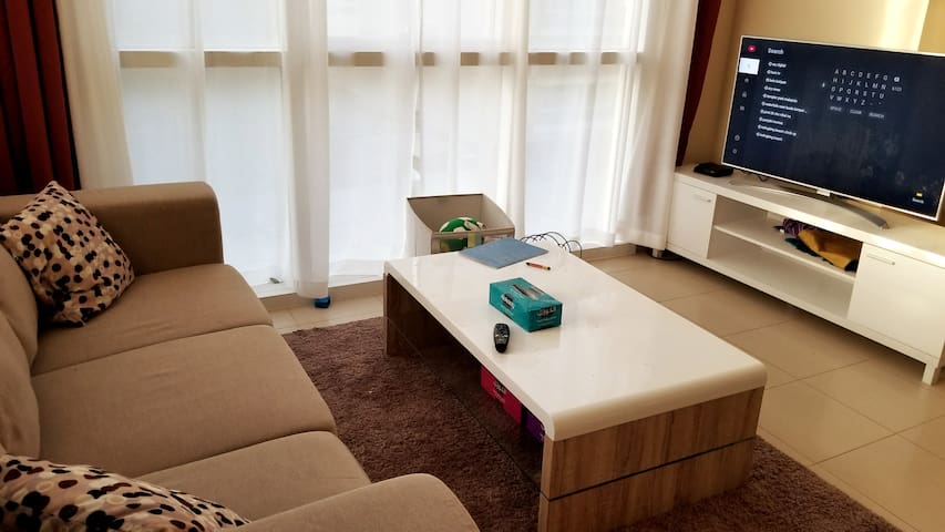 Private master room in 1BHk in Dubai SIlicon Oasis