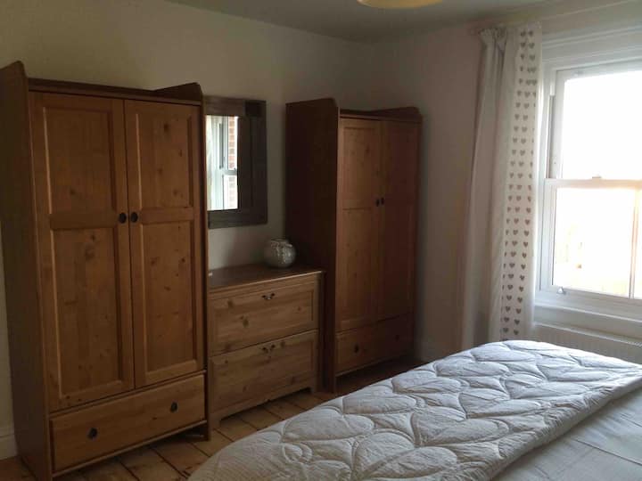 საძინებელი 3