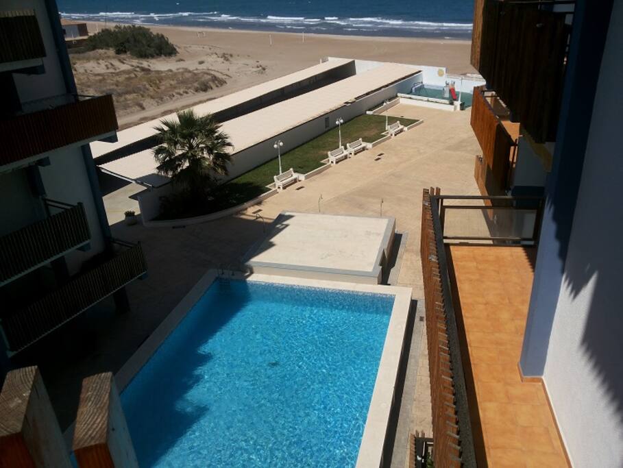 PISCINA.