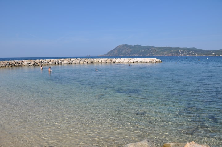 Bas De Villa à 50 Mètres De La Mer - Toulon