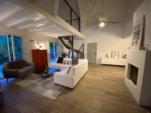 Large house of 175m², mountain view.