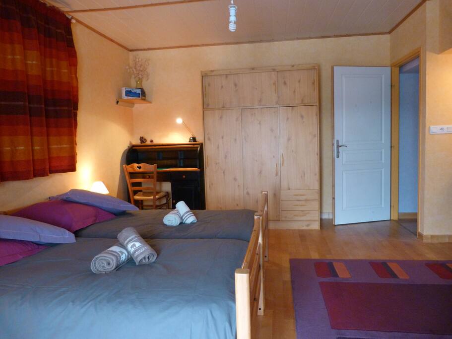 Toujours la chambre.
