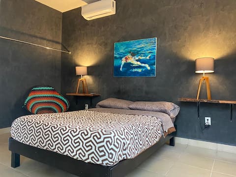 Successful Airbnb property: Casa Yaxché - a/c with bikes in El Faro