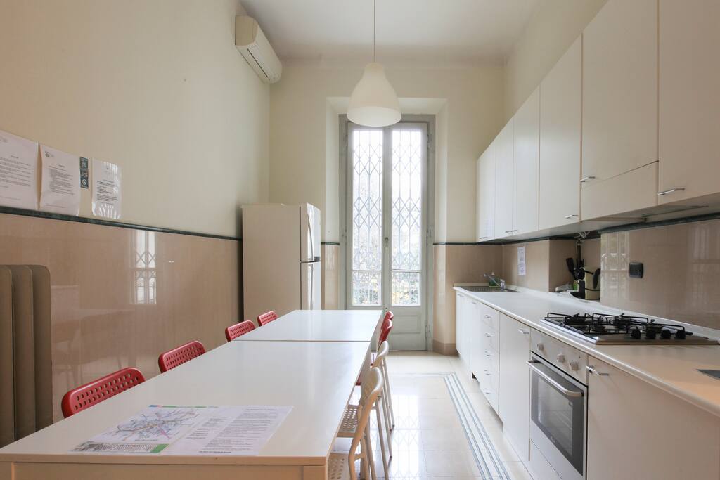 Large eat-in kitchen