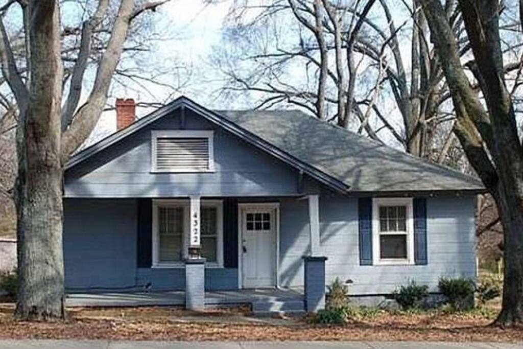 Front of home - we are still landscaping