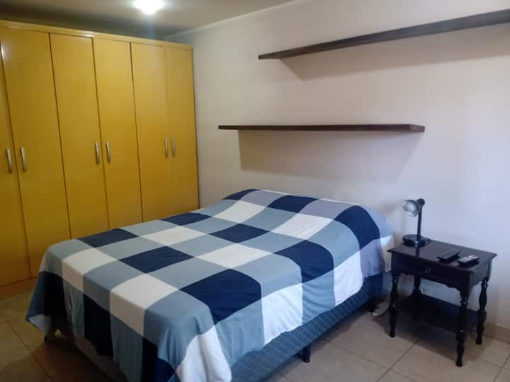 საძინებელი 1