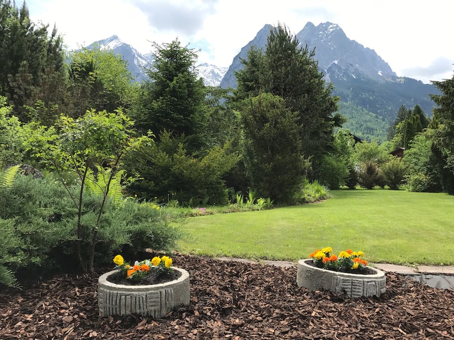 Gartenbeet am Ferienhaus