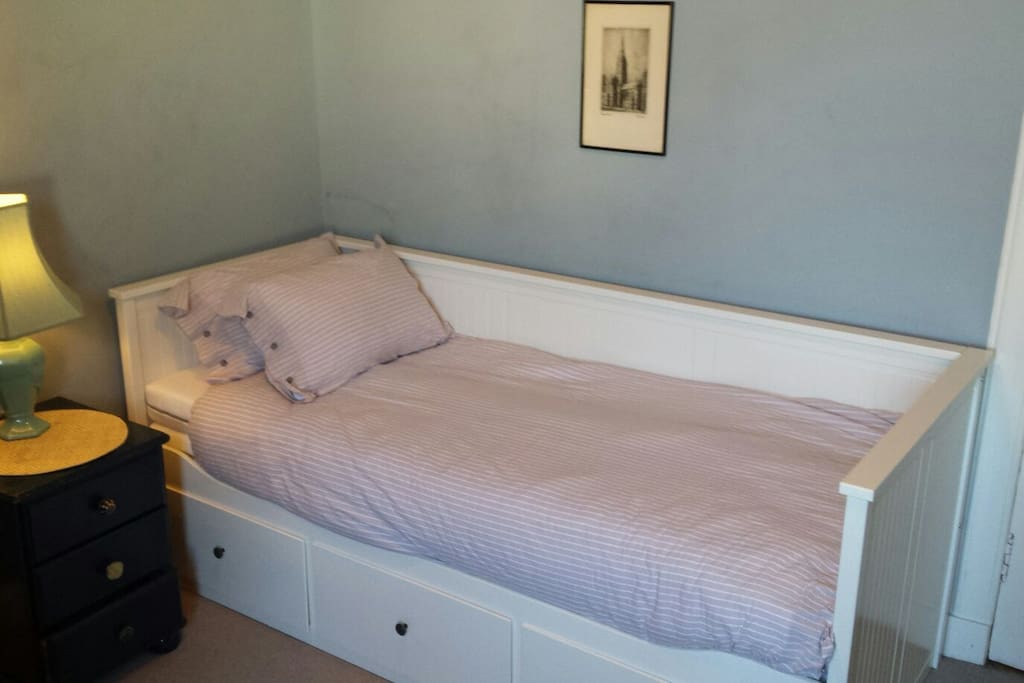 Daybed