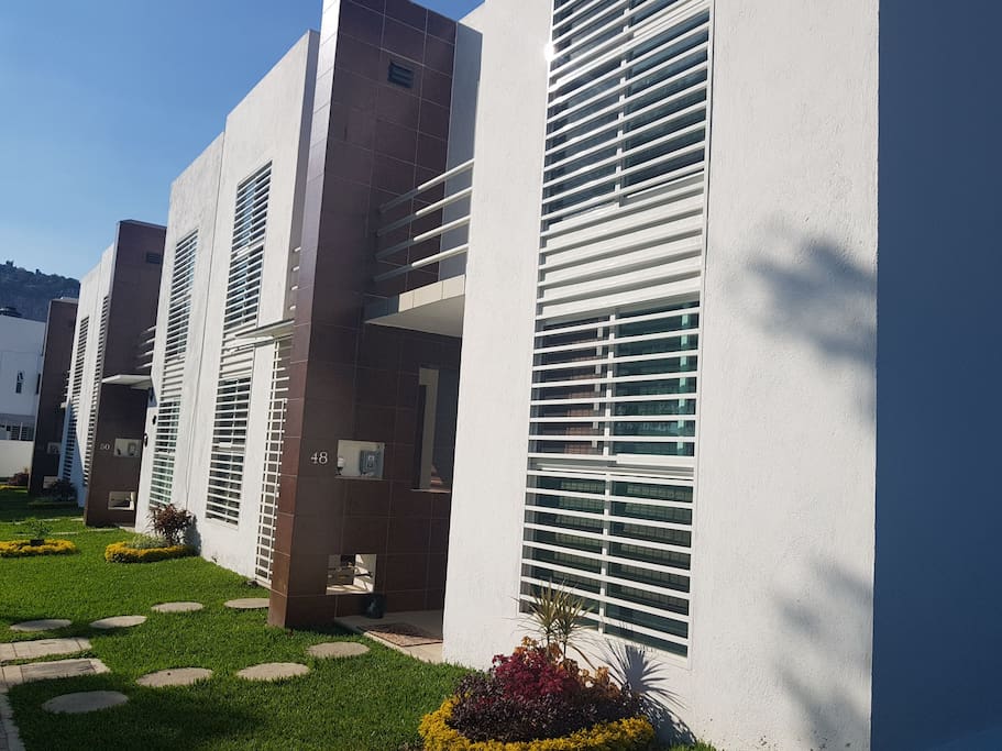 fachada de la casa