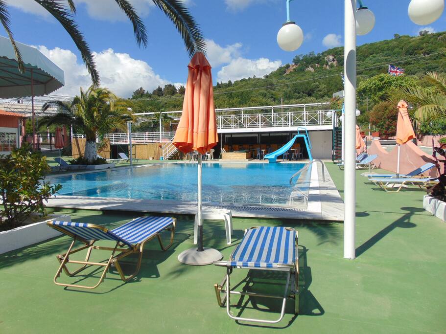 swimming pool