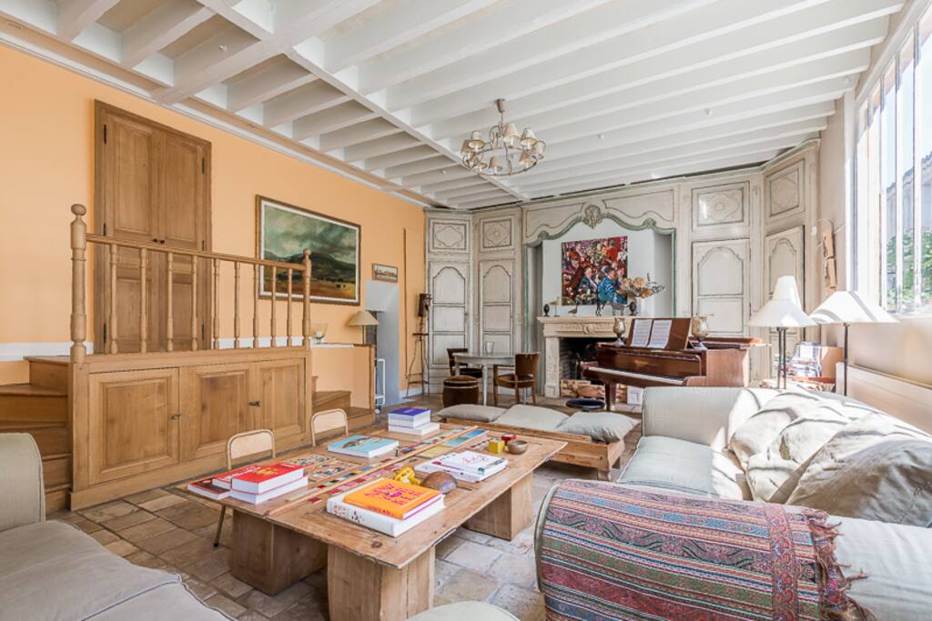 Spacious and comfortable living room