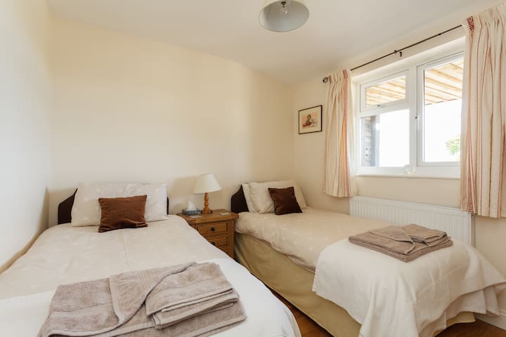 Bedroom 3 with twin 3ft. beds