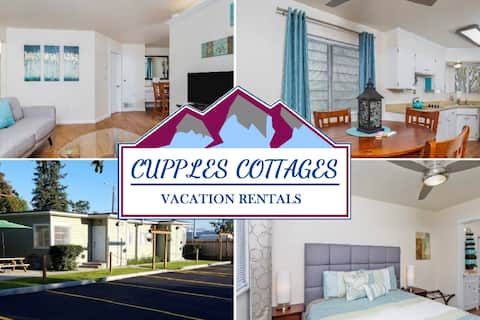 Cupples Cottage #2: Downtown, On-Site Car Rental!