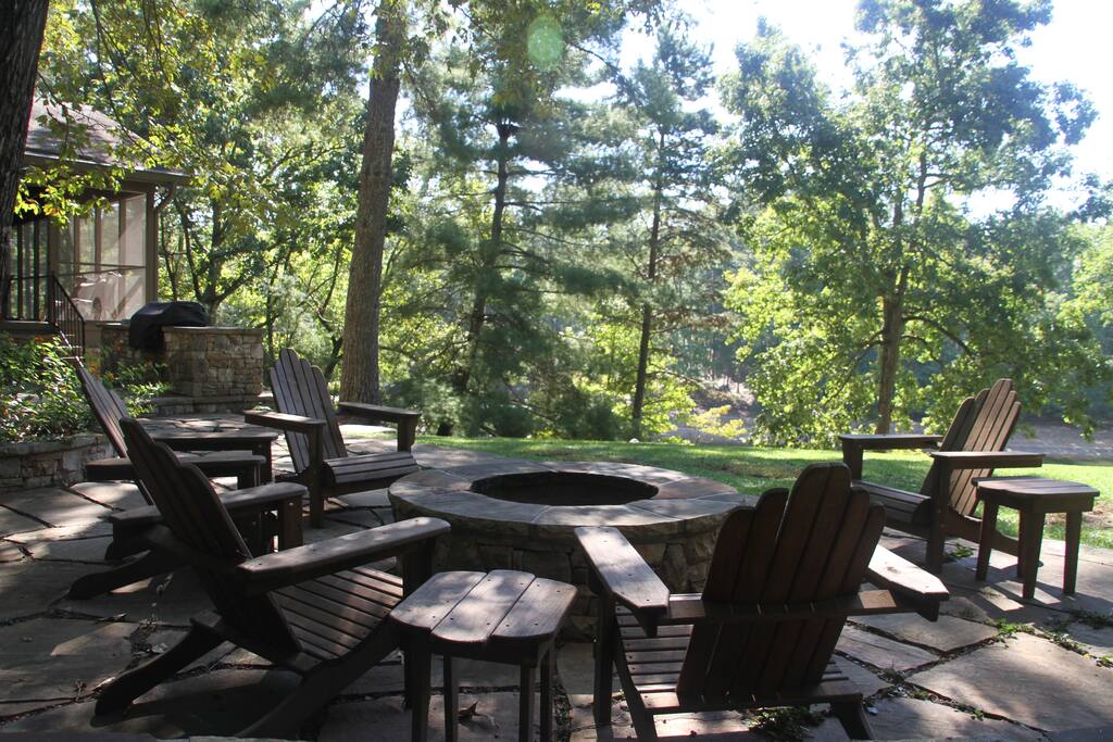 Fire pit patio