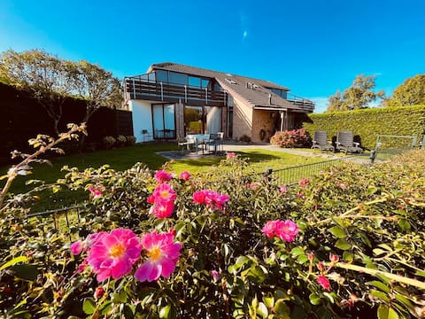 Wonderfully quiet holiday home on the waterfront