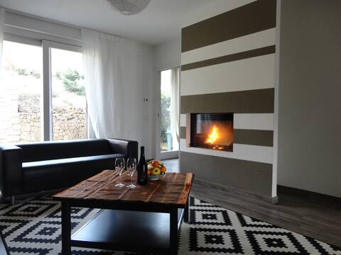 Stylish detached house with garden