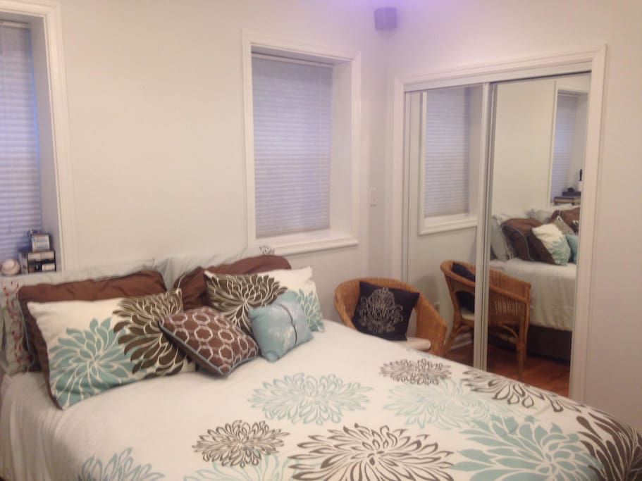 Master Bedroom with Queen size bed