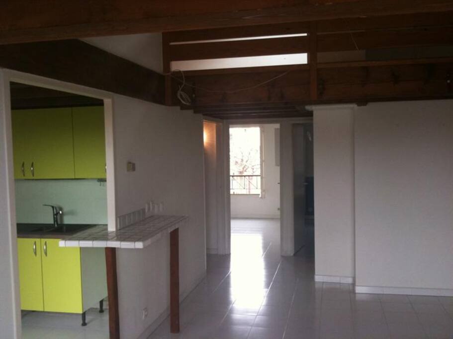 apperçu chambre mezzanine et cuisine