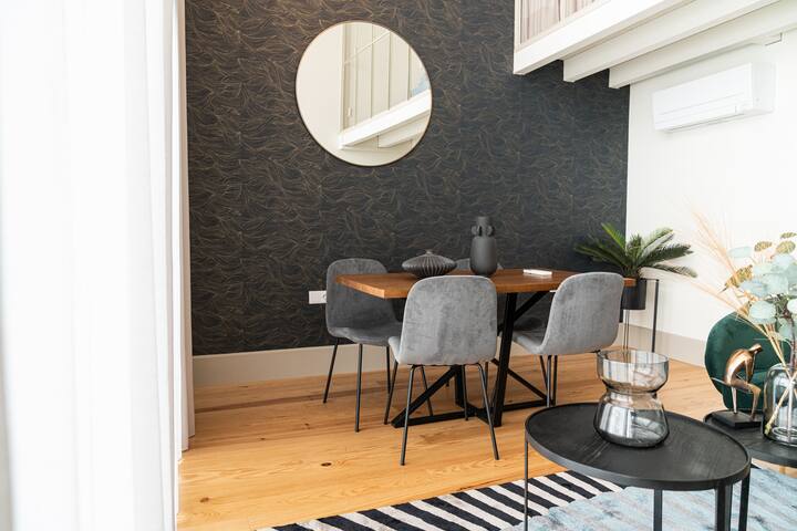 Shiny Porto gallery image 5