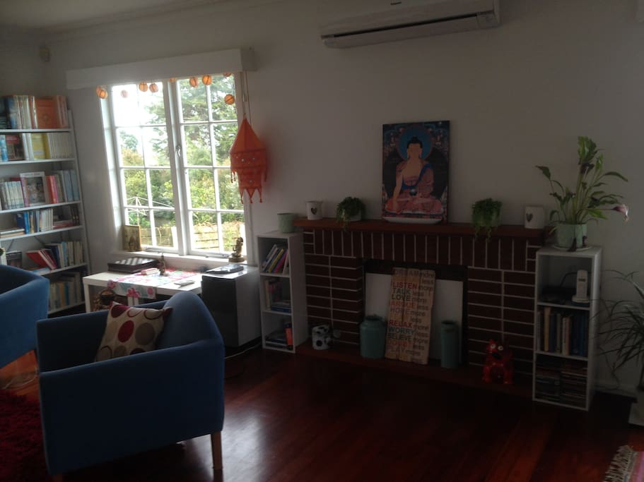 MORE THAN 500 BOOKS ABOUT YOGA