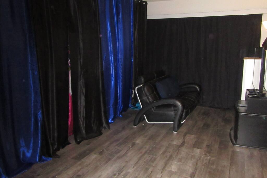 Just inside the front door - the main part of the Front Room. Can also be a Guest Room. Actually, this area can be slit into 2 Guest Rooms if need be.