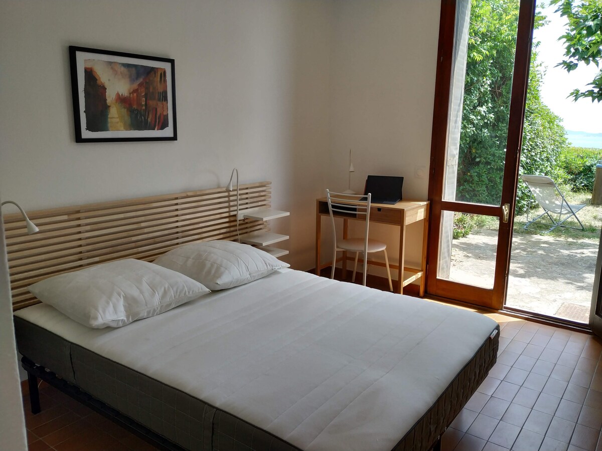 غرفة النوم 1 - إطلالة على البحر بسرير مزدوج