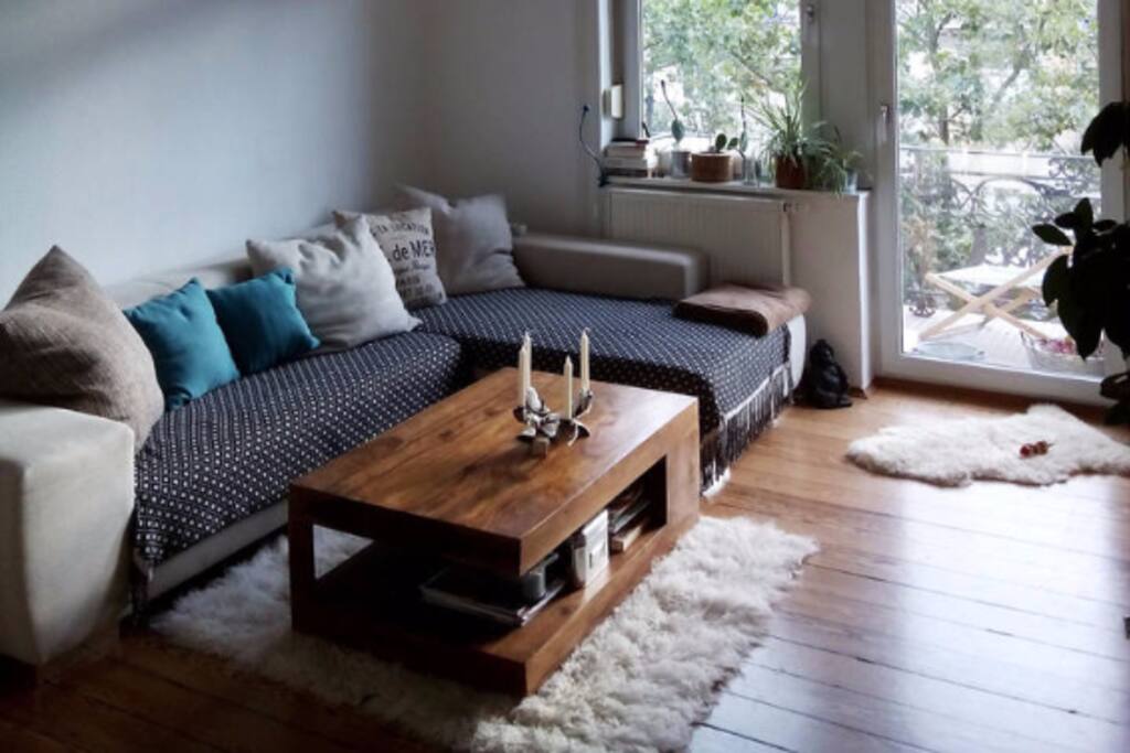 Wohnzimmercouch mit Schlaffunktion