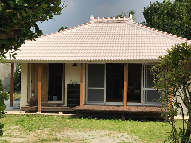 1日1組限定 ・ 美ら海水族館 ・古宇利島まで宿から車で10分・綺麗な海まで徒歩1分