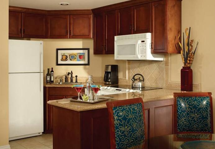 Luxury 2 Bd Marriott Grand Chateau on Vegas Strip gallery image 4