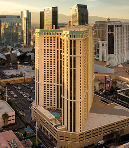 Luxury 2 Bd Marriott Grand Chateau on Vegas Strip gallery image 3