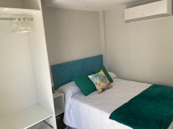 เตียงคู่ห้องนอนเล็ก