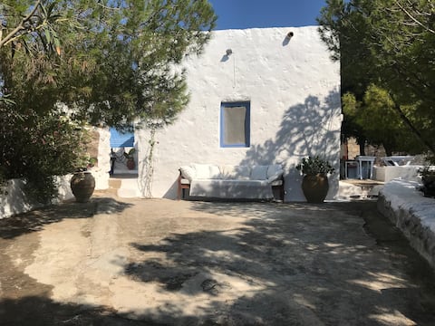 Idyllic stone house on Patmos (Levkes)