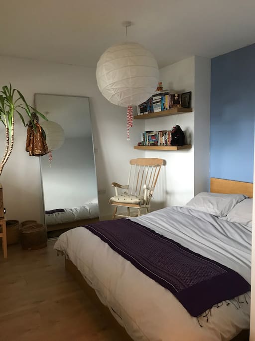 Double bedroom - king size bed!