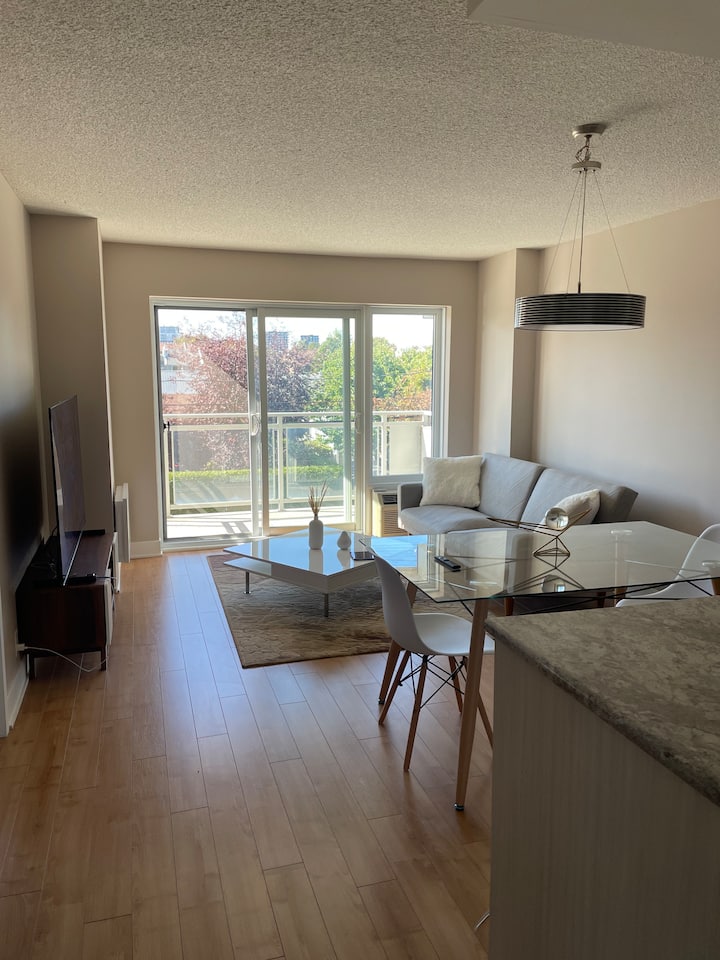 SainteRose, Laval Ferienwohnungen & Unterkünfte Laval, Kanada Airbnb