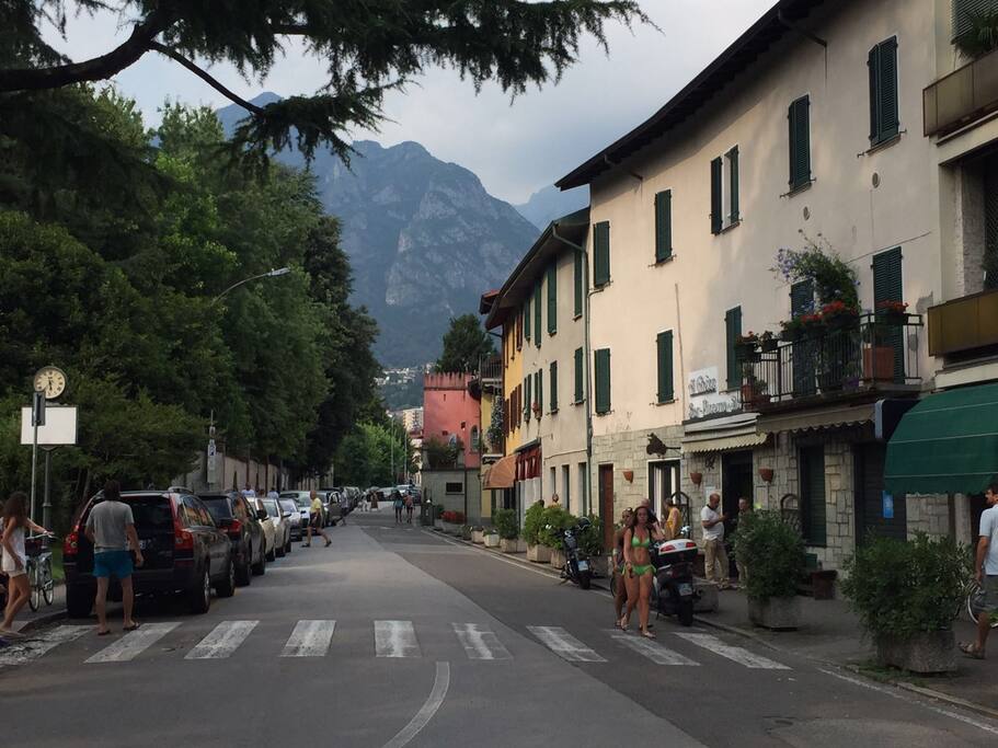 Via Manzoni