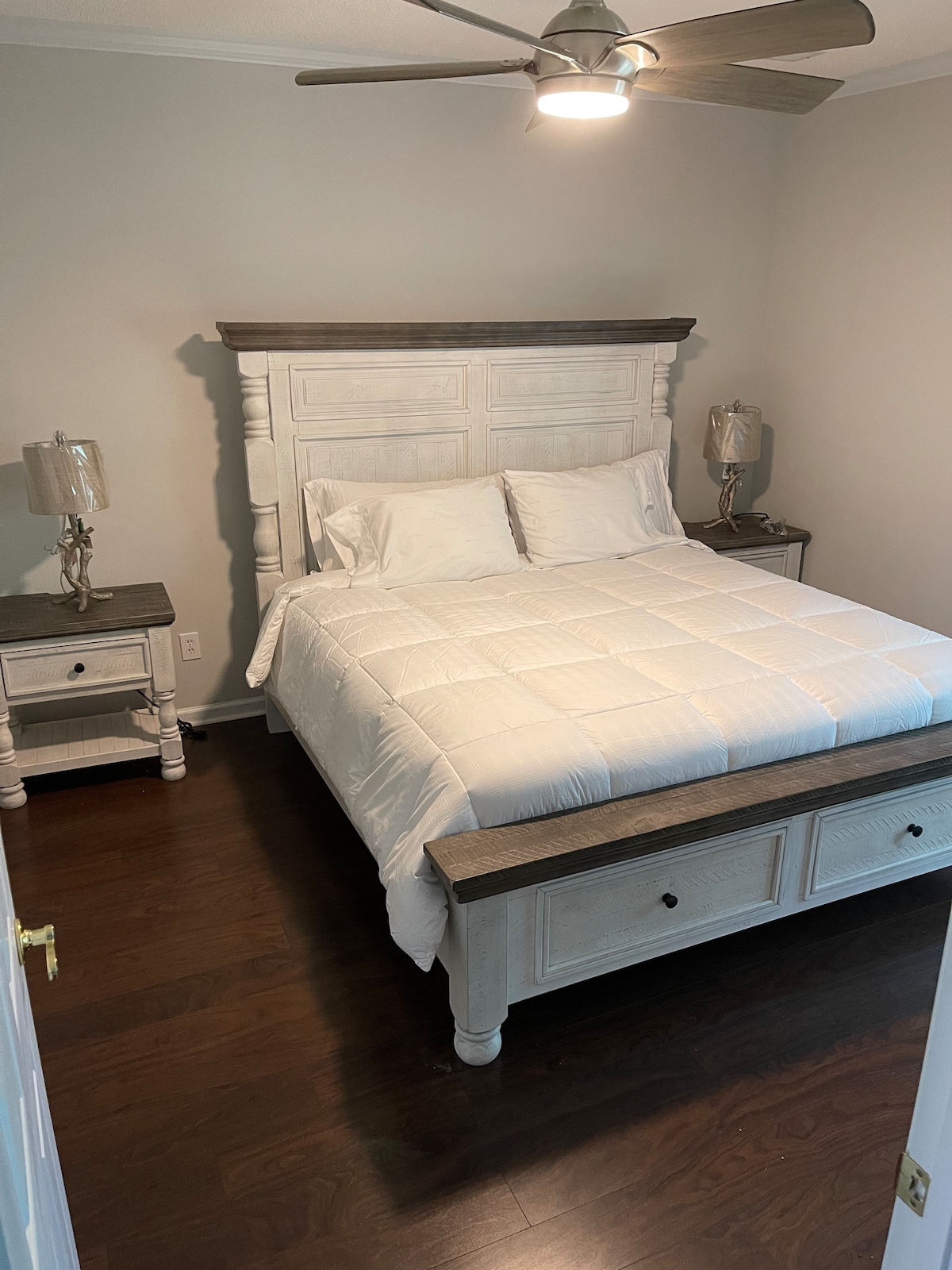 Მთავარი საძინებელი 