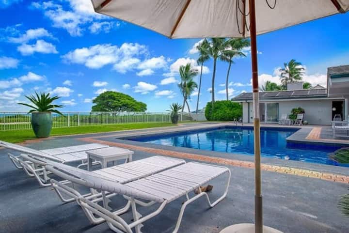Fabulous Views-kailua Beachfront - Pool & Hot Tub - Kailua, HI