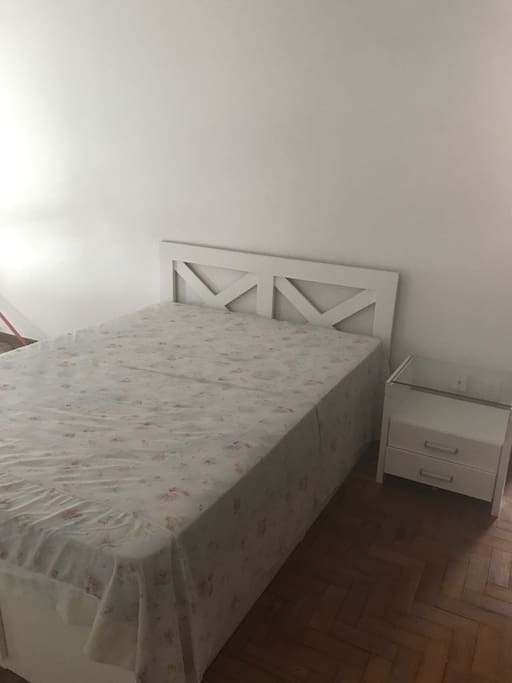 quarto casal