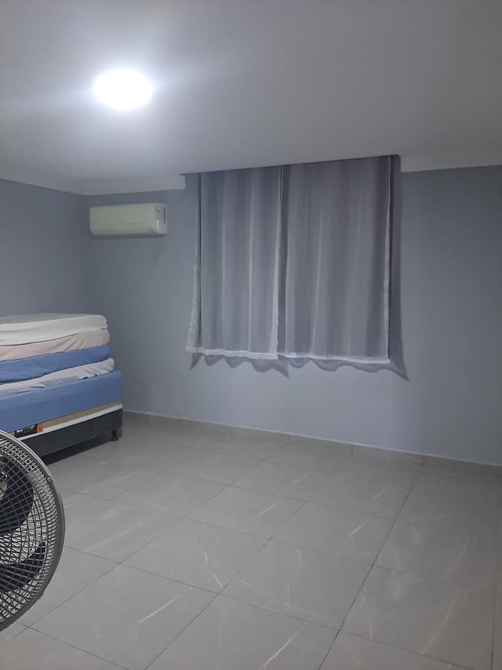 Casa Na Temporada
10 A 15 M Da Orla
Rua Tranquila - Porto Seguro