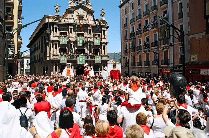 ( San Fermín Old Town flat