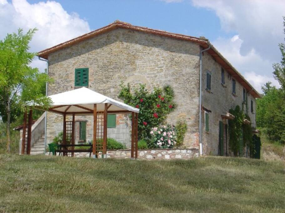 Gazebo riservato
Appartamento 1
