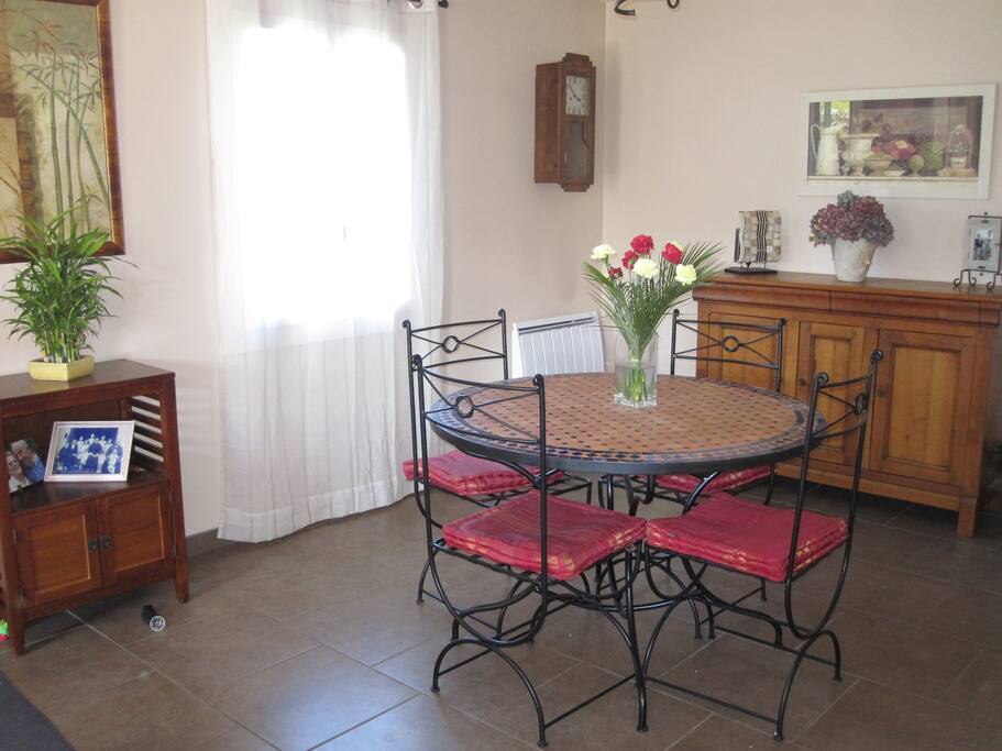 coin repas intérieur
