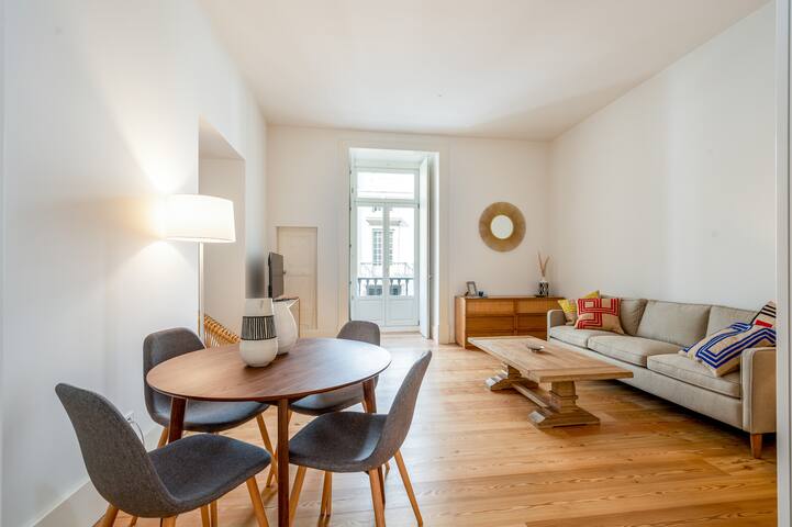 Arco Augusta B Amazing 2BED NEW APT@Praça Comercio gallery image 4