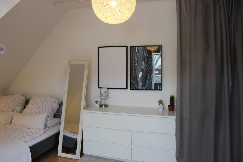 Zimmer 1 - room 1