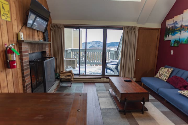 Serene Killington Condo (resort style amenities)