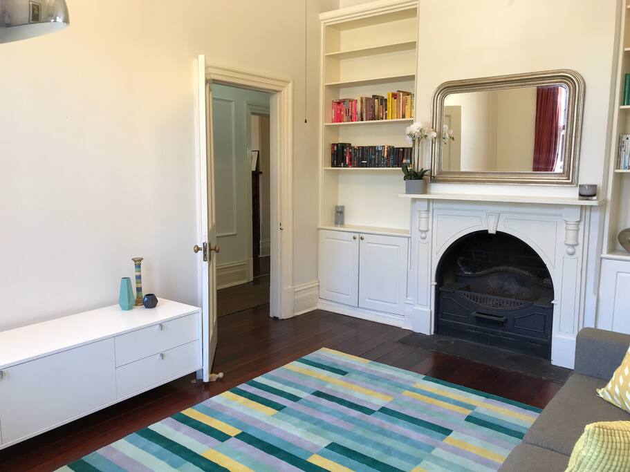 Formal lounge