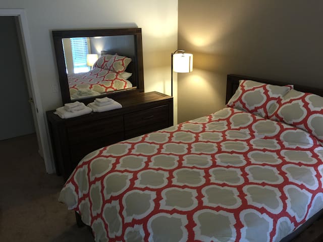Private Bed and bath in Tahoe City!